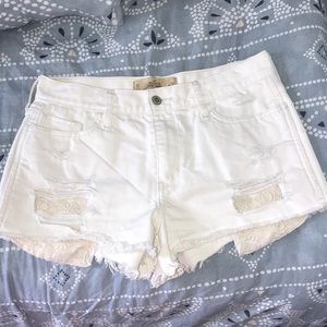 hollister white denim shorts